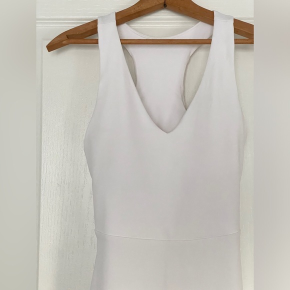 NWOT Fabletics On-the-Go Built-In Bra Dress - Picture 1 of 7
